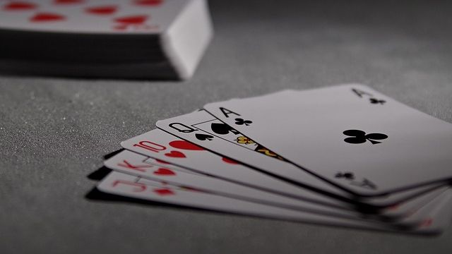 Online baccarat: The rules of the game